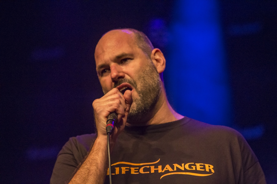 Peter – Lead singer